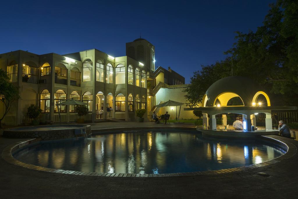 Victoria Falls Rainbow Hotel Buitenkant foto