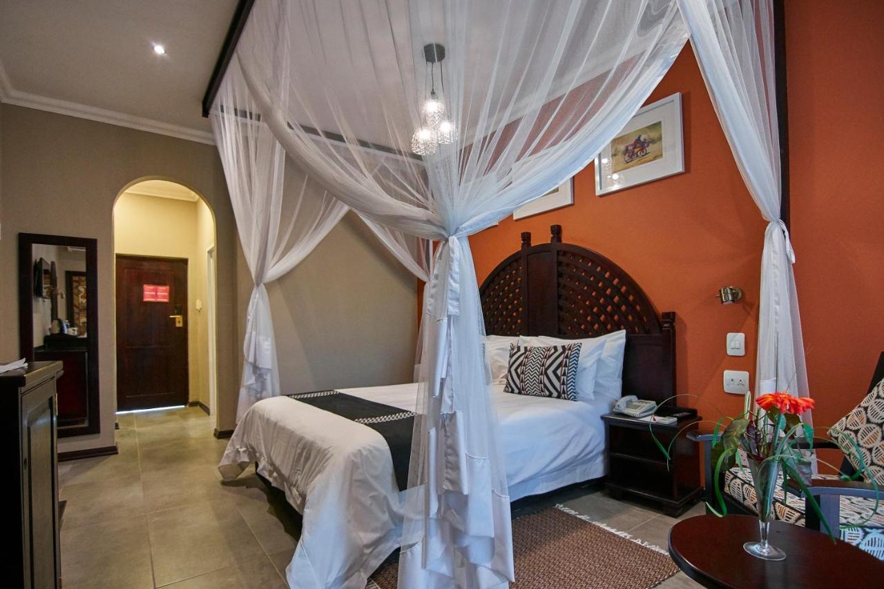 Victoria Falls Rainbow Hotel Buitenkant foto