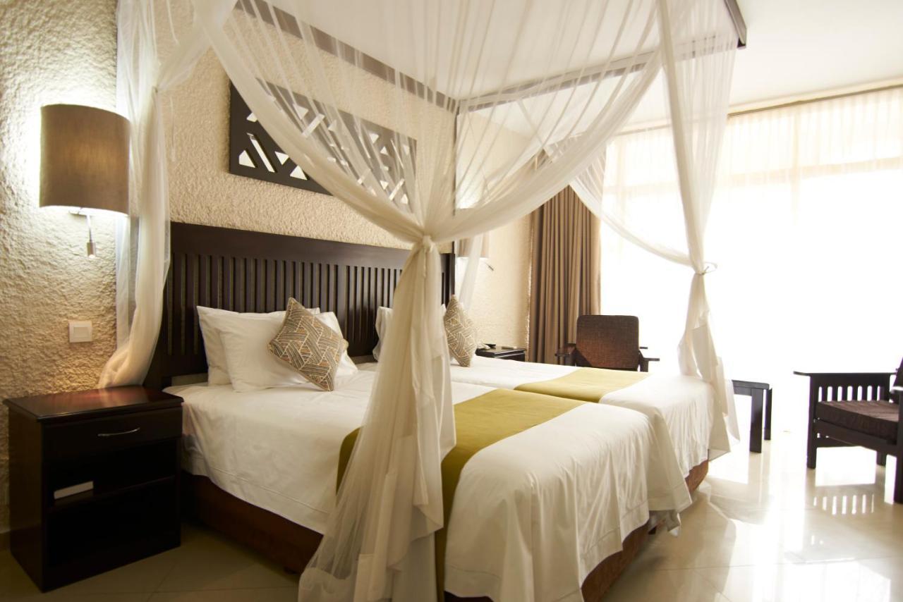 Victoria Falls Rainbow Hotel Buitenkant foto