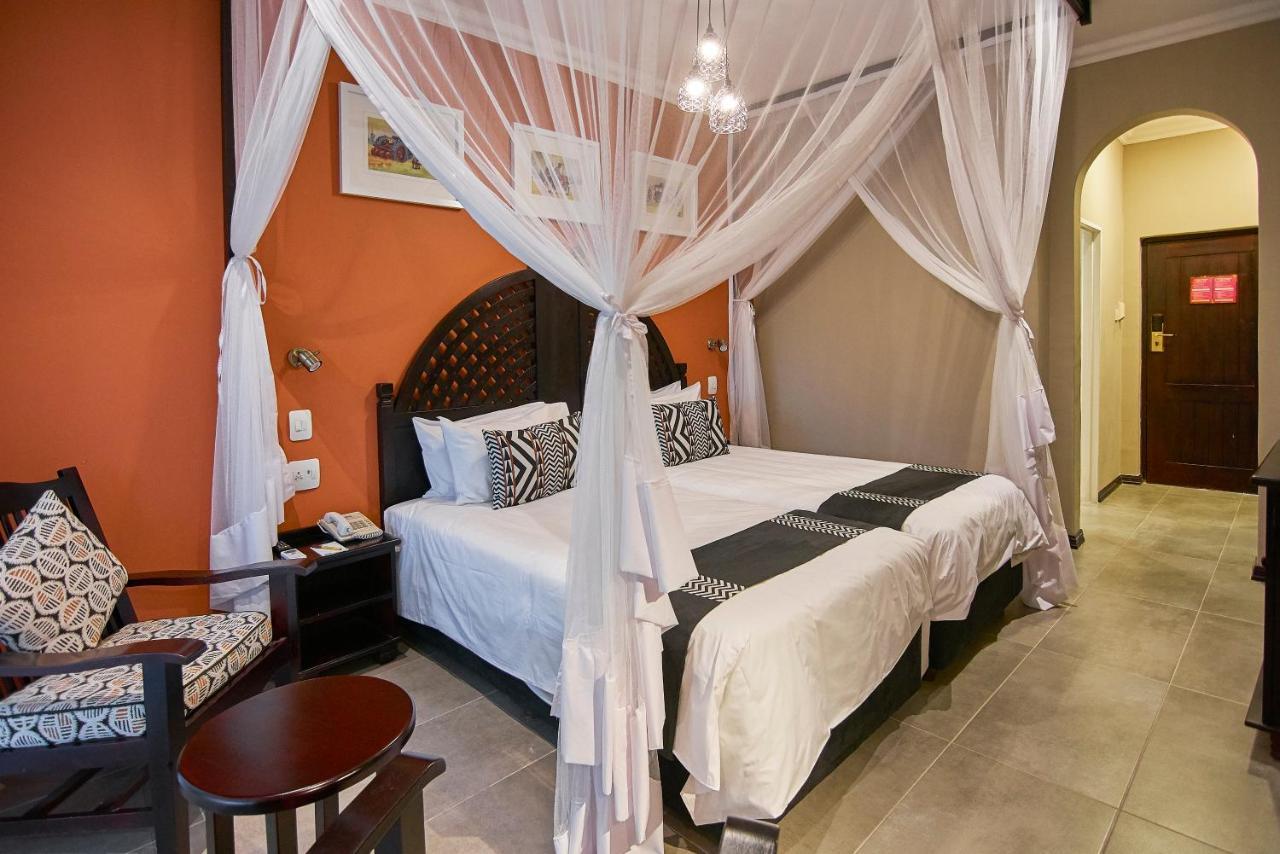 Victoria Falls Rainbow Hotel Buitenkant foto